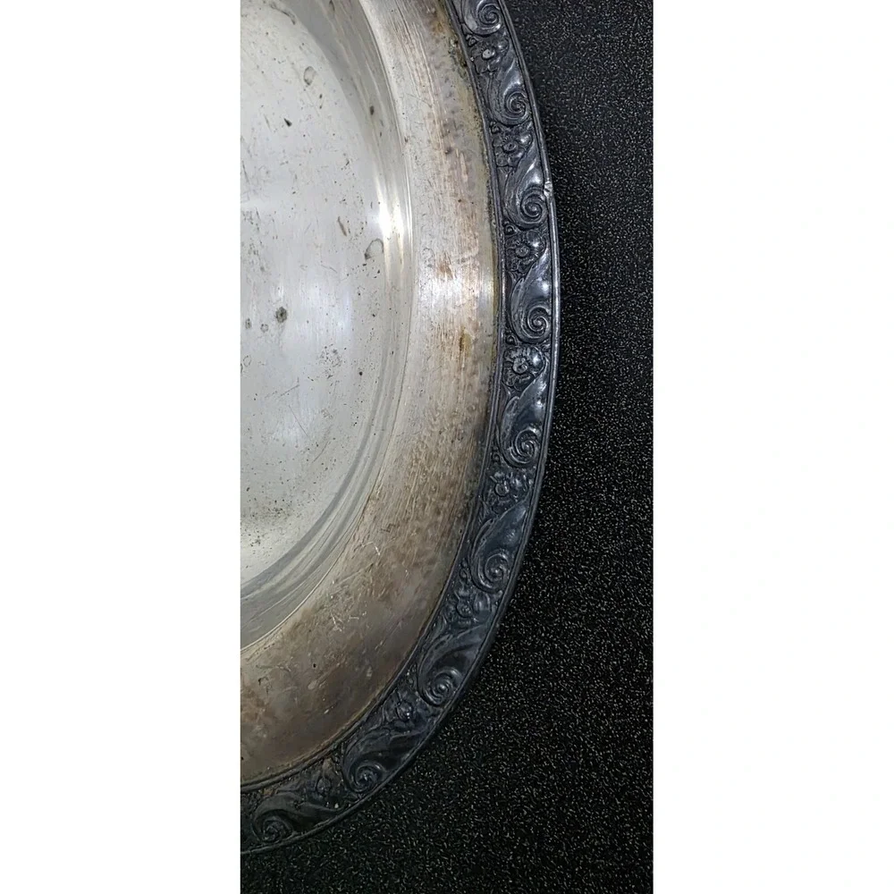 Vintage Queen Bess Tudor Plate Covered Tray‎ Dish Oneida Community Silverplate